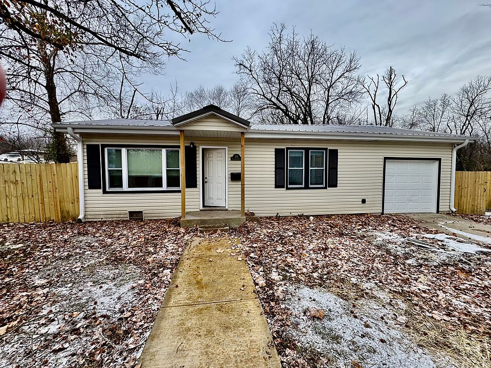 1st image of 505 N Chapman Ave