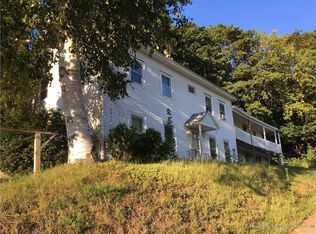 14 Spring St, Dexter, ME 04930