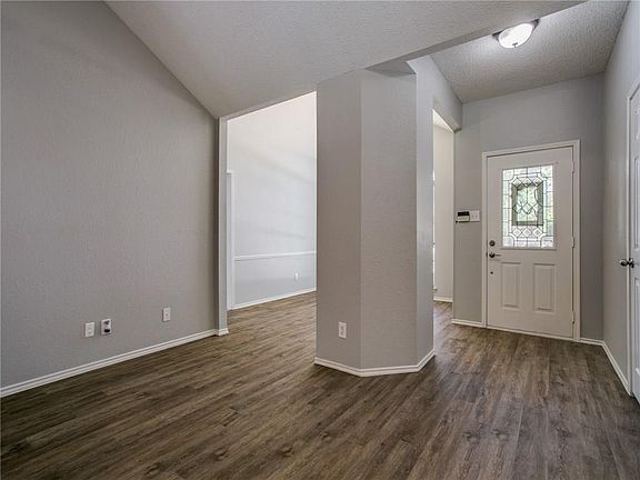 4th image of 6716 Wesson Dr