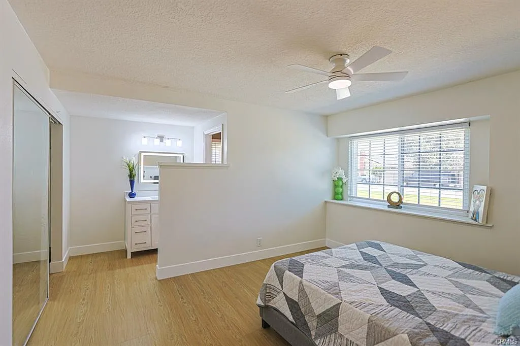 4 bed, 3.5 bath, 1808 sqft, $8,500 — Photo 3
