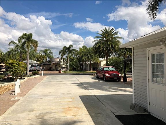 4th image of 5846 Burrwood Ct
