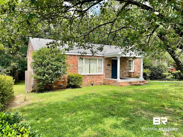 353 Wacker Ln N, Mobile, AL 36608