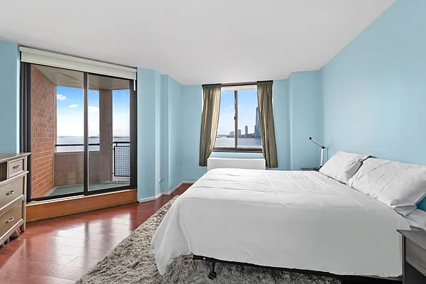 Rented by Compass | media 5