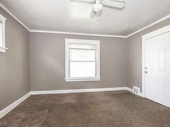 2nd image of 3233 E 132nd St