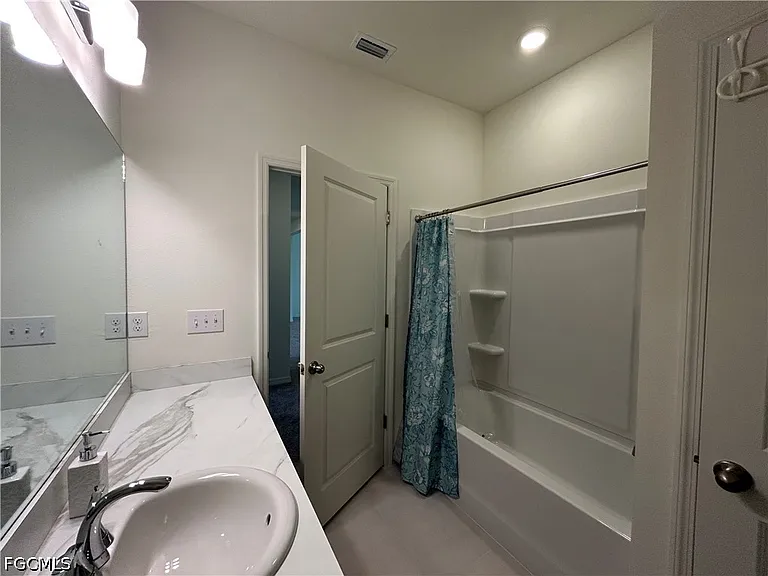 6548 Estero Bay Dr — Photo 19