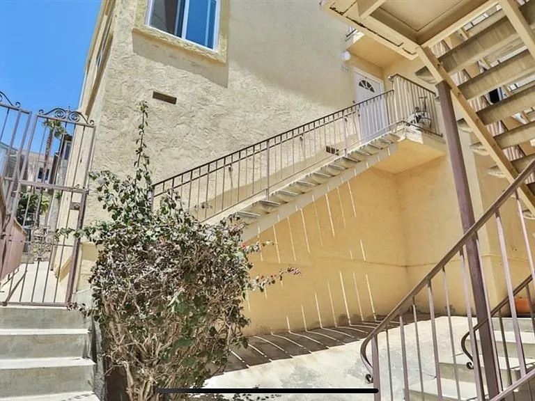 5960 Lauretta St — Photo 15