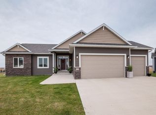 1548 Wickford Pl NE, Byron, MN 55920