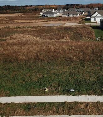 1st image of 174 BAYBERRY LANE