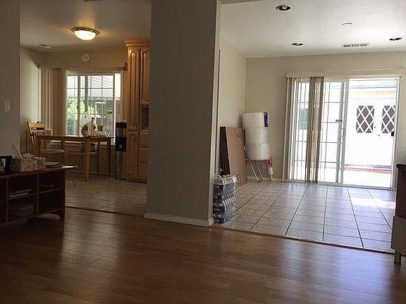 3rd image of 124 Pembroke Dr