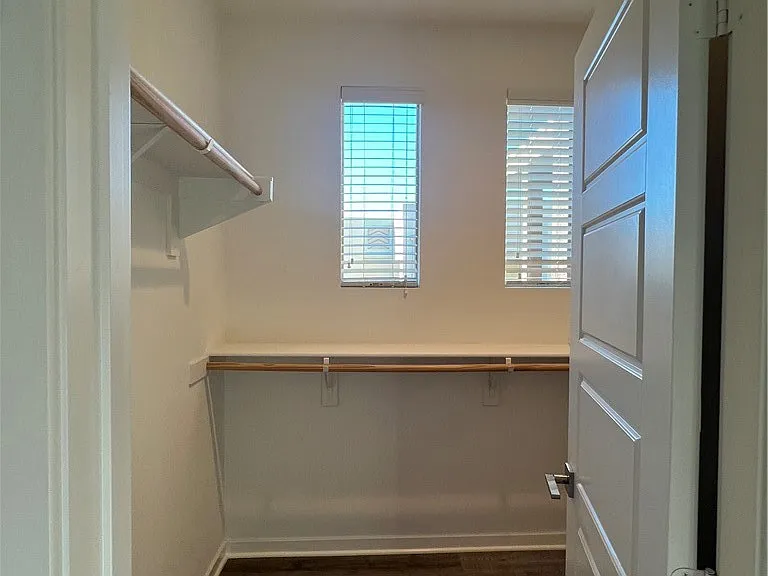 177 Magnet — Photo 18
