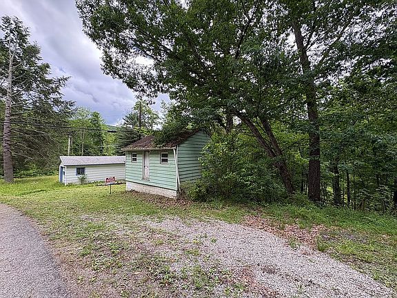 5th image of 9362 Davey Hill Rd