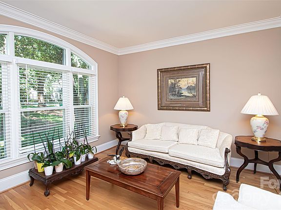 4th image of 15349 Ballantyne Country Club Dr