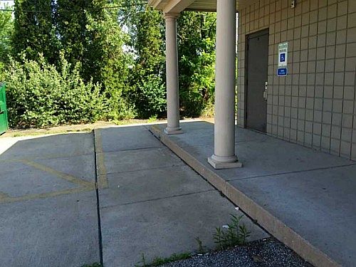 5th image of 4402 Dexter Ave