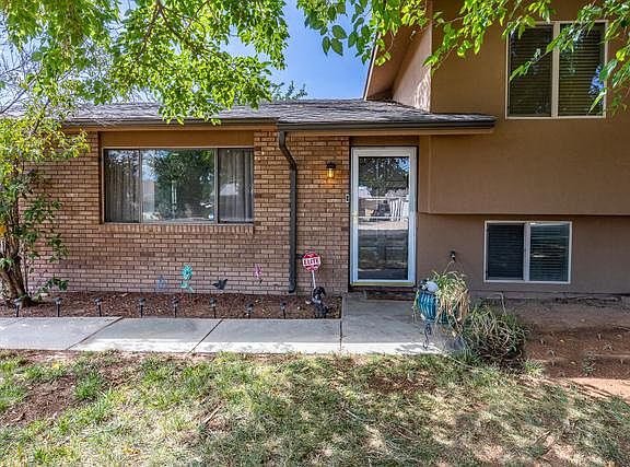 3rd image of 2455 El Vista Dr