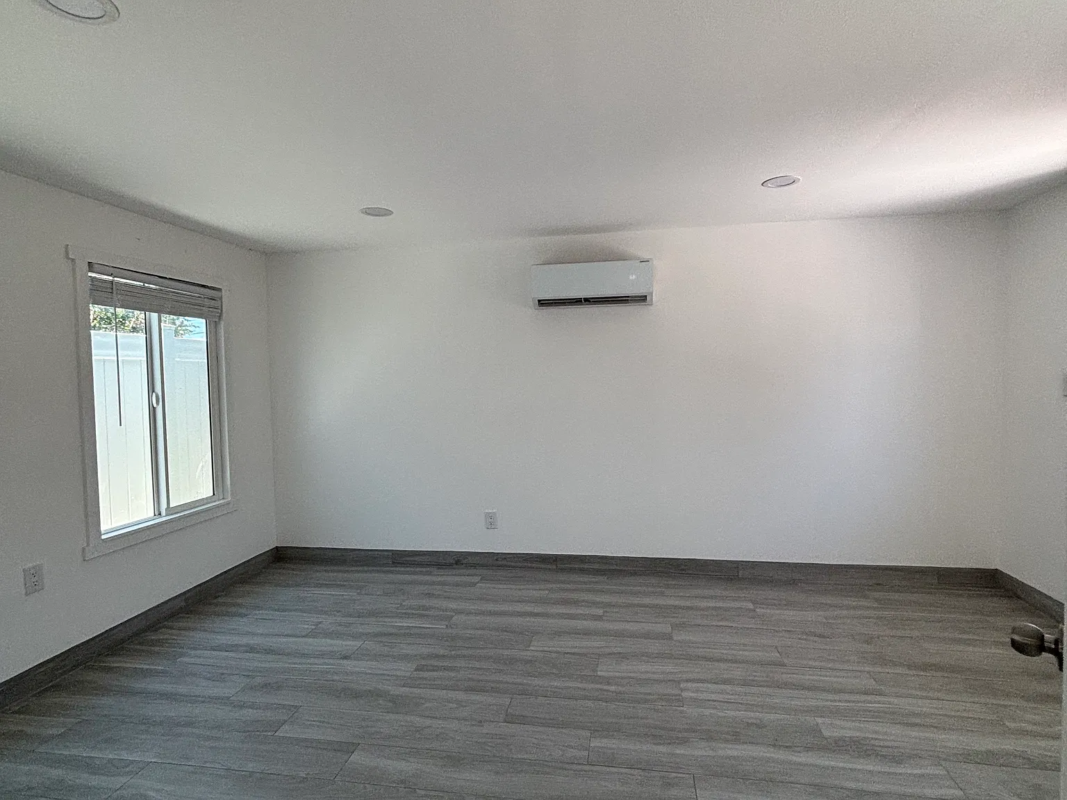 1 bed, $2,600 — Photo 3