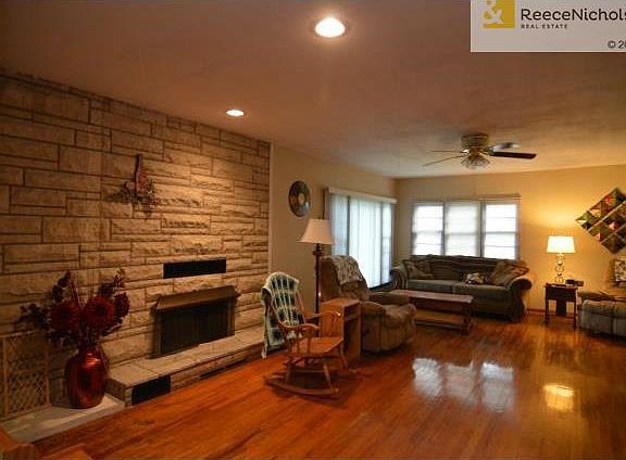 3rd image of 8614 Evanston Ave