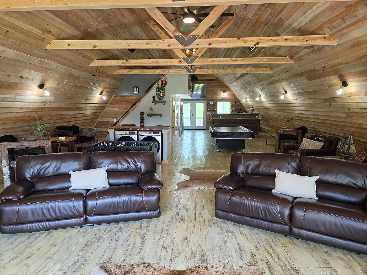 1 bed, 1700 sqft, $2,500 — Photo 2