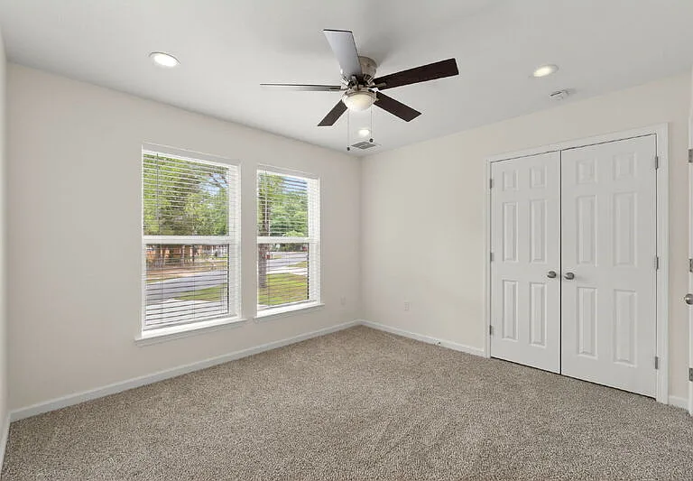 751 Amos St #B — Photo 13