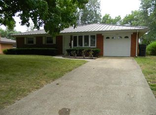 1245 Express Dr, Belleville, IL 62223