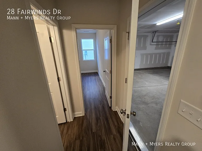 28 Fairwinds Dr — Photo 5