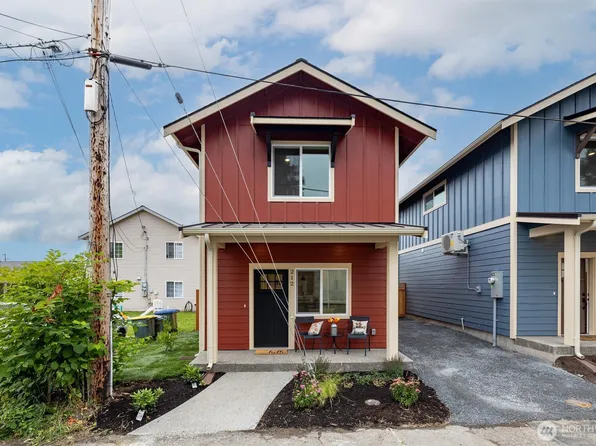 212 Carolina St, Bellingham, WA 98225