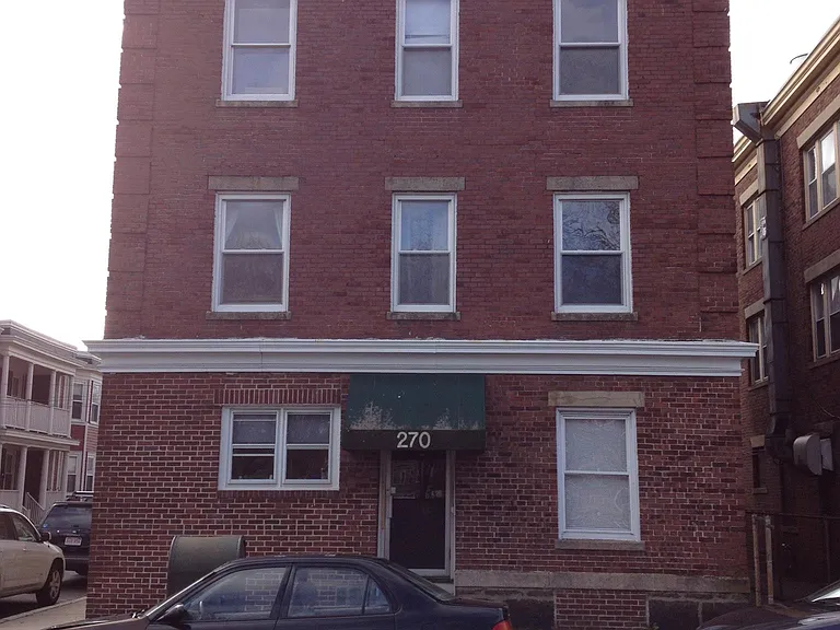 270 Washington St #3R — Photo 9