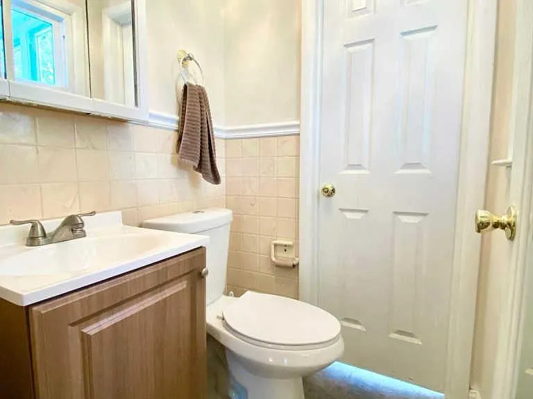 514 Ivydale Rd — Photo 26