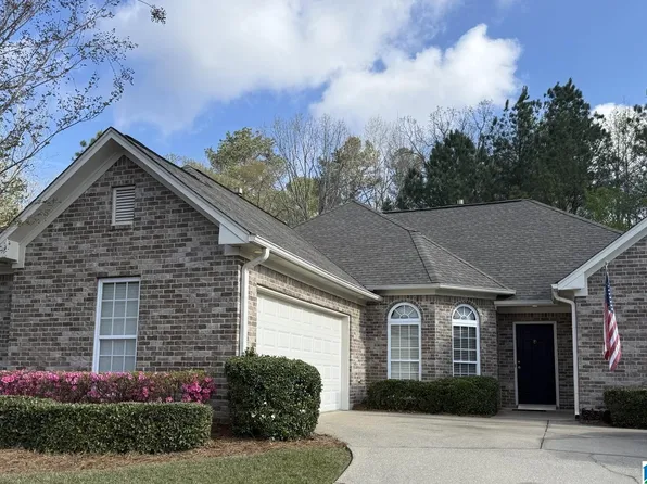 5113 Scarlet Oak Cir, Bessemer, AL 35022