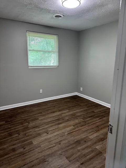1722 Coker Ave — Photo 4