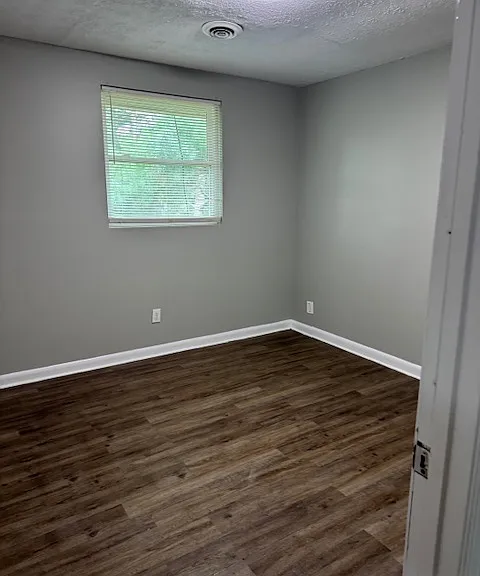 1722 Coker Ave — Photo 4