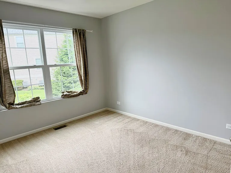 1678 Windward Dr — Photo 12