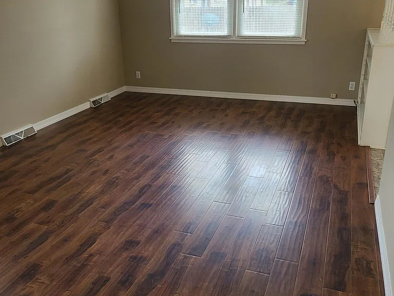 8033 E Dresden Ln — Photo 5