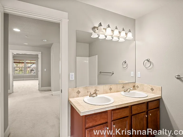 11322 NW Kimble Ct — Photo 14