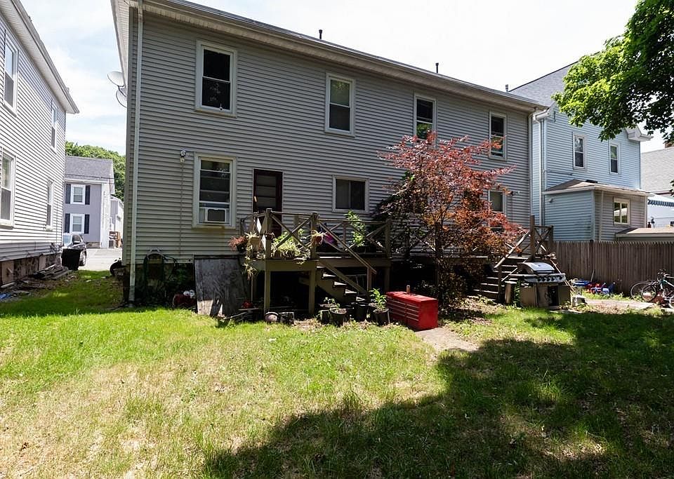 2nd image of 9-15 Maple St
