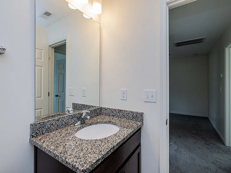 535 Calen Ln — Photo 25