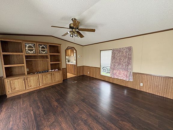 3rd image of 26 Blue Bird Ln #26BLUE