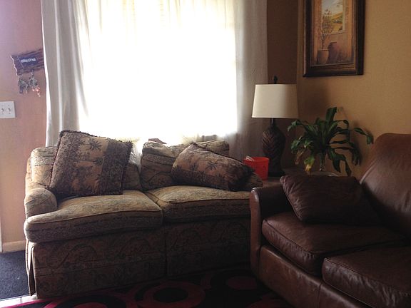 5th image of 401 N Loxahatchee Dr