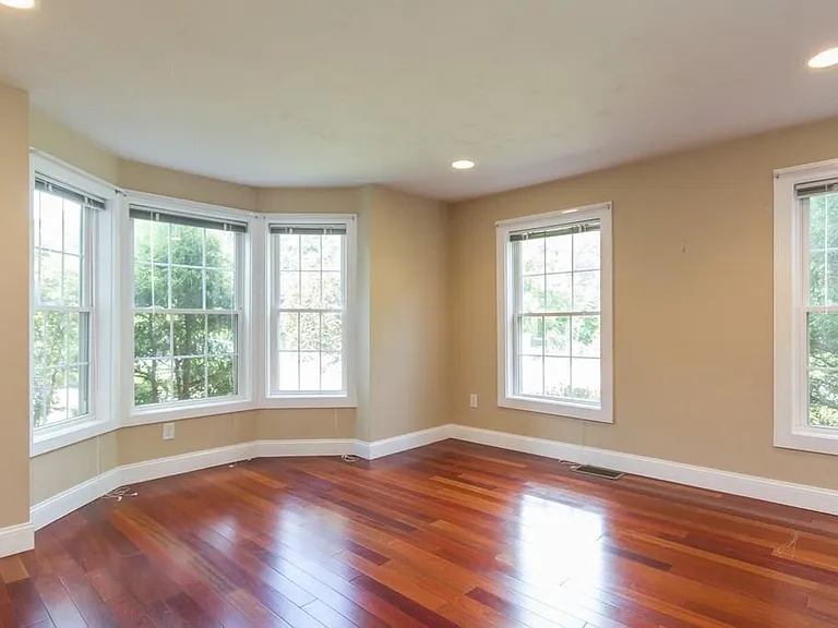 36 Willowdale Rd #1 — Photo 3