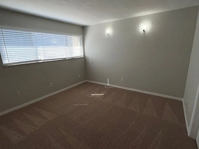 2508 SW 35th Pl #C15 — Photo 12