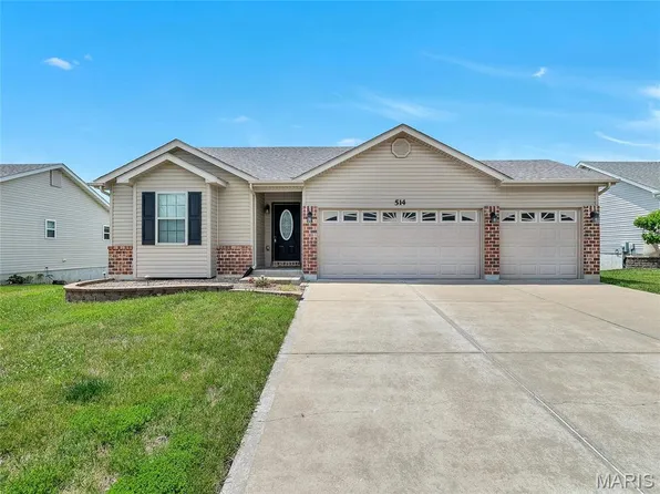 514 Sceptre Dr, Foristell, MO 63348
