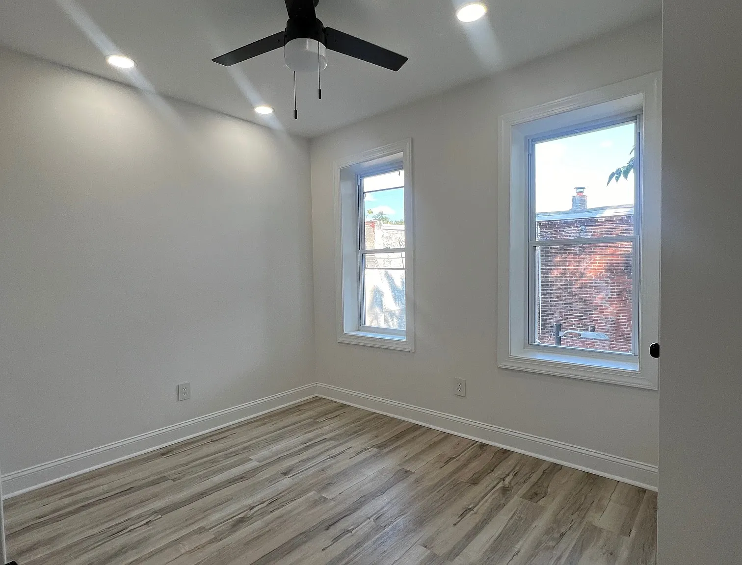2 bed, $1,400 — Photo 4