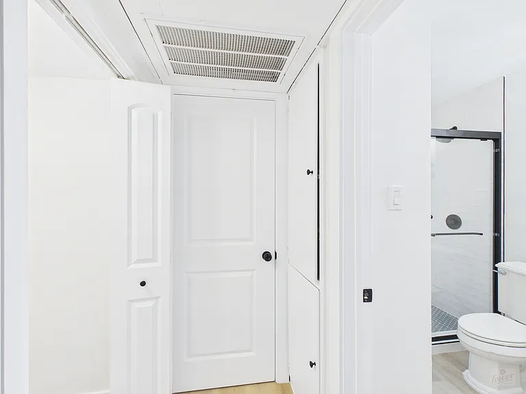 2124 Burton Dr #105 — Photo 13