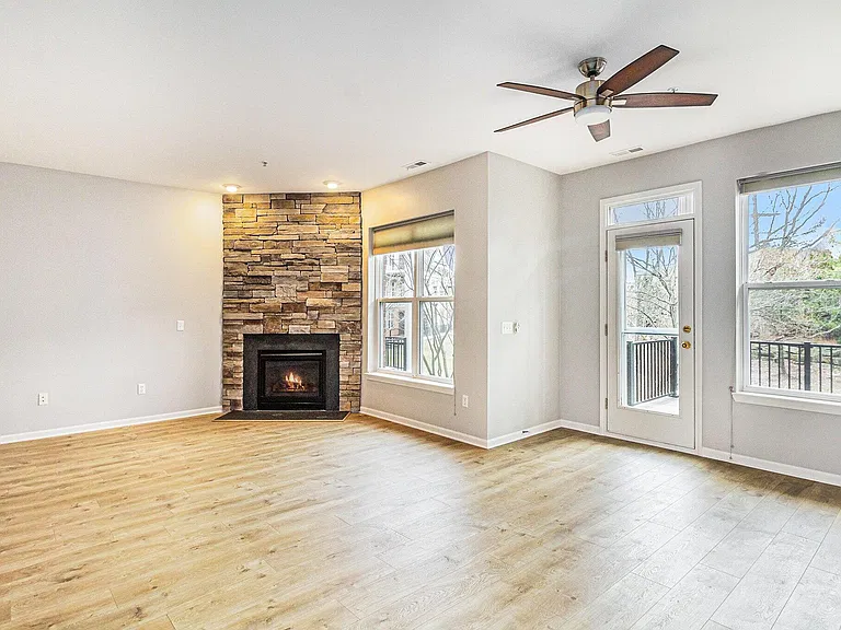 3138 Asher Rd — Photo 6