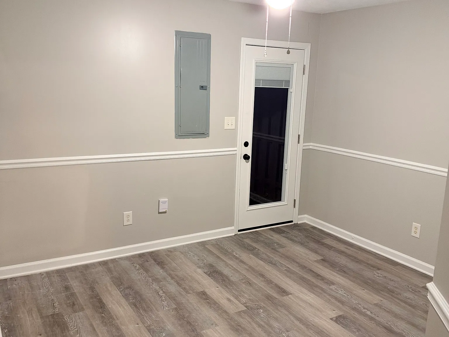 3 bed, 1573 sqft, $1,800 — Photo 2