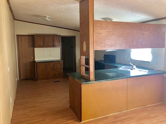 3rd image of 3143 Tall Oaks Dr