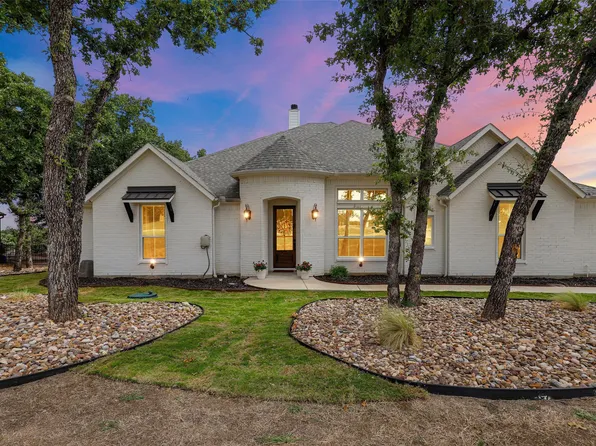 121 Lakeside Dr, Lipan, TX 76462