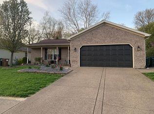 1334 Harlaxton Rd, Evansville, IN 47725