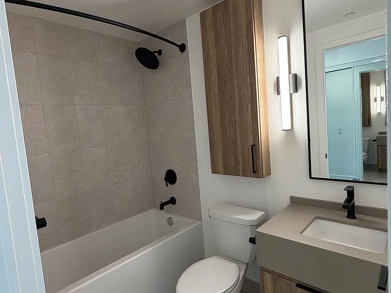 91 Montclair Ave #710 — Photo 8
