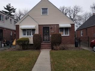 22649 129th Ave, Springfield Gardens, NY 11413