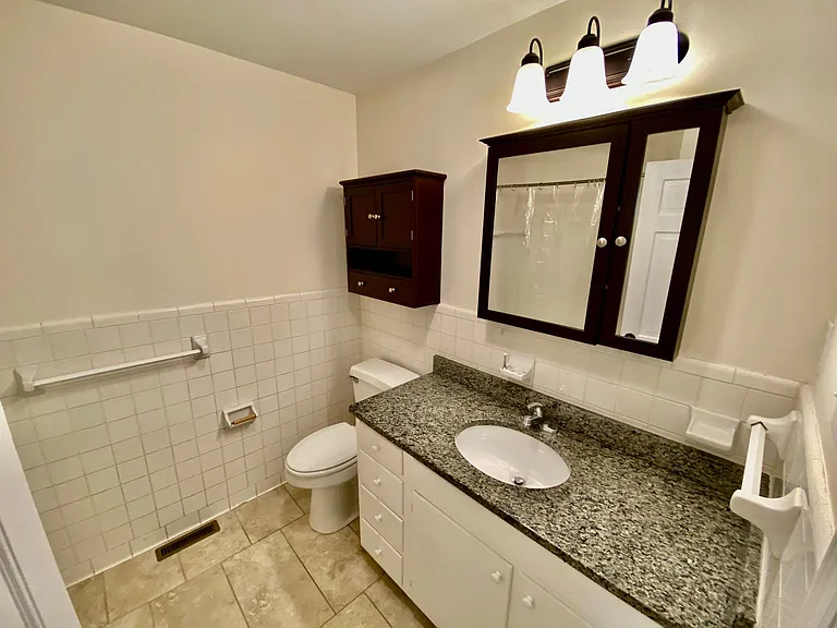 1634 Fernwood Cir — Photo 24